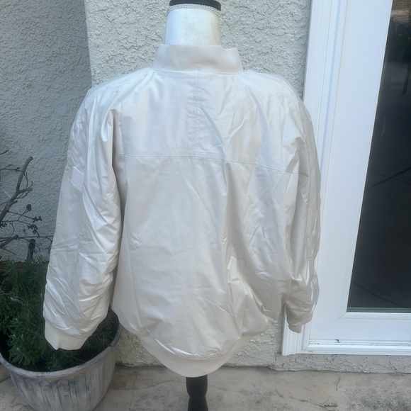Athleta Women's Cream Sateen Bomber Zip Jacket Size XL NWOT - Picture 6 of 9